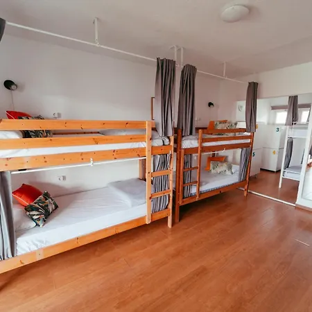Ocean Nomads Hostel Costa Adeje (Tenerife)