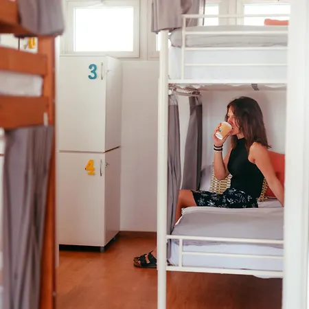 Hostel Ocean Nomads *