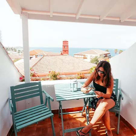Ocean Nomads Hostel
